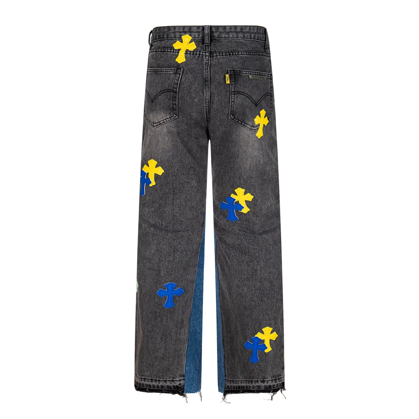 💰290 GALLERY DEPT & Chrome hearts Chrome Hearts co-branded big red logo with blue, yellow, black and white multi-color splicing washed jeans. Really restores the ultimate vintage texture. Three-dimensional version. Loose and comfortable, not picky about the figure. Makes you taller and slimmer. Factory Seiko. Original quality control. Same style for men and women. Can be matched with couples. Versatile recommendation. Must-have jeans for all seasons. Trendsetters have been disappointed. From the quality selection of fabrics, the tailoring of details, and the matching of patterns, they are all impeccable! The upper body is so handsome when worn...it can be easily worn by men, women and children! The craftsmanship is made of heavy-duty washed pure cotton denim fabric. After washing, it is soft and thick. It is very stylish when worn on the body. Style number: 1757# Color: black Size: 28 30 32 34 36